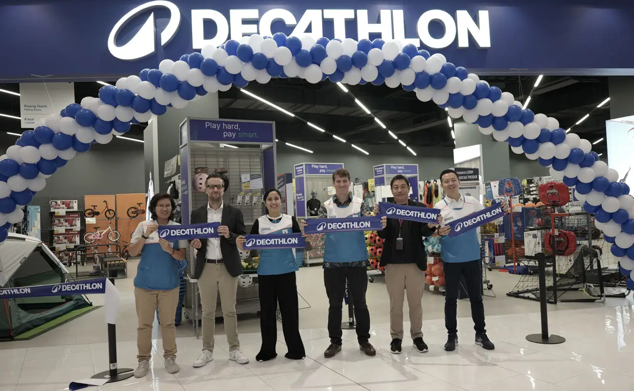 Decathlon Hadir di AEON...