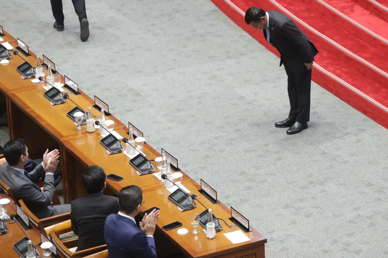 DPR Setujui Herindra...