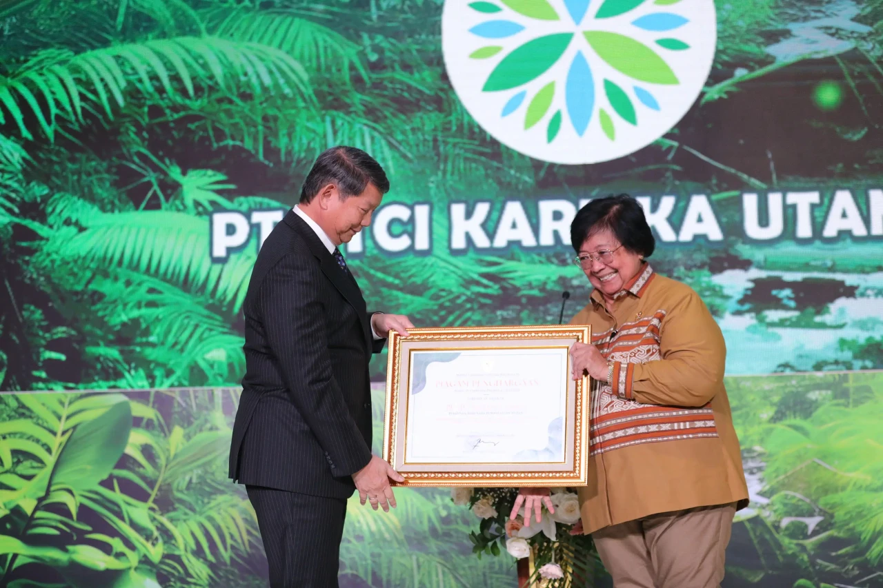 Menteri KLHK Siti Nurbaya...