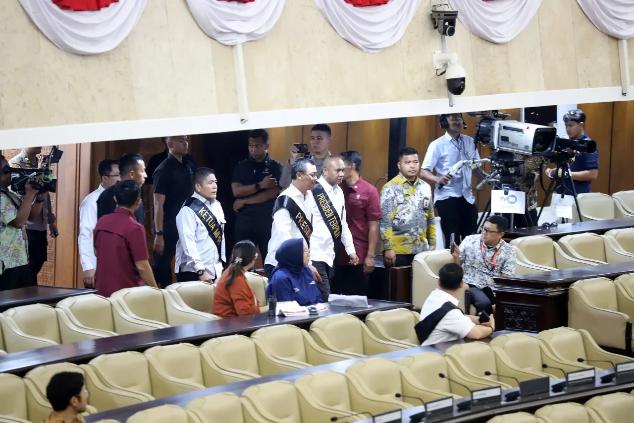 MPR RI Gelar Gladi Kotor...
