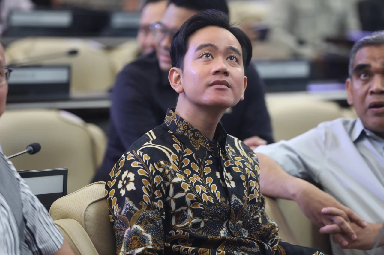 Gibran Geladi Bersih...