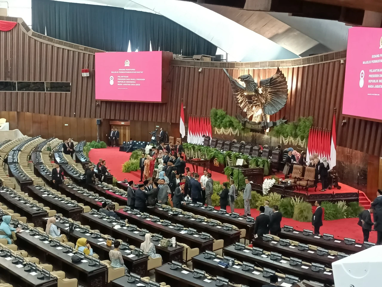 Suasana Terkini Tempat...