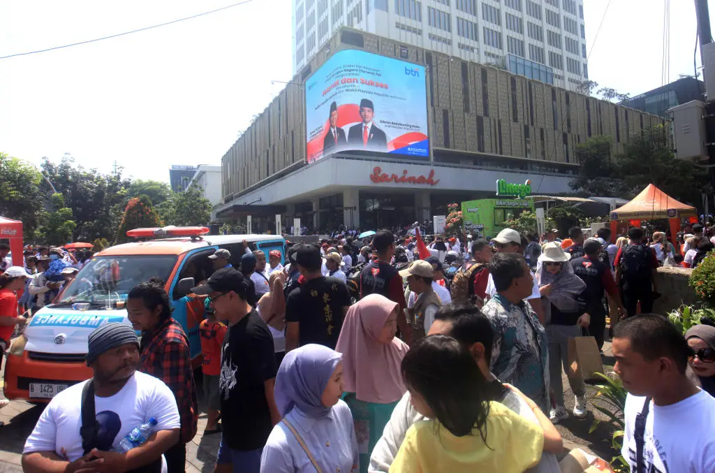 Jelang Pelantikan Prabowo-Gibran,...