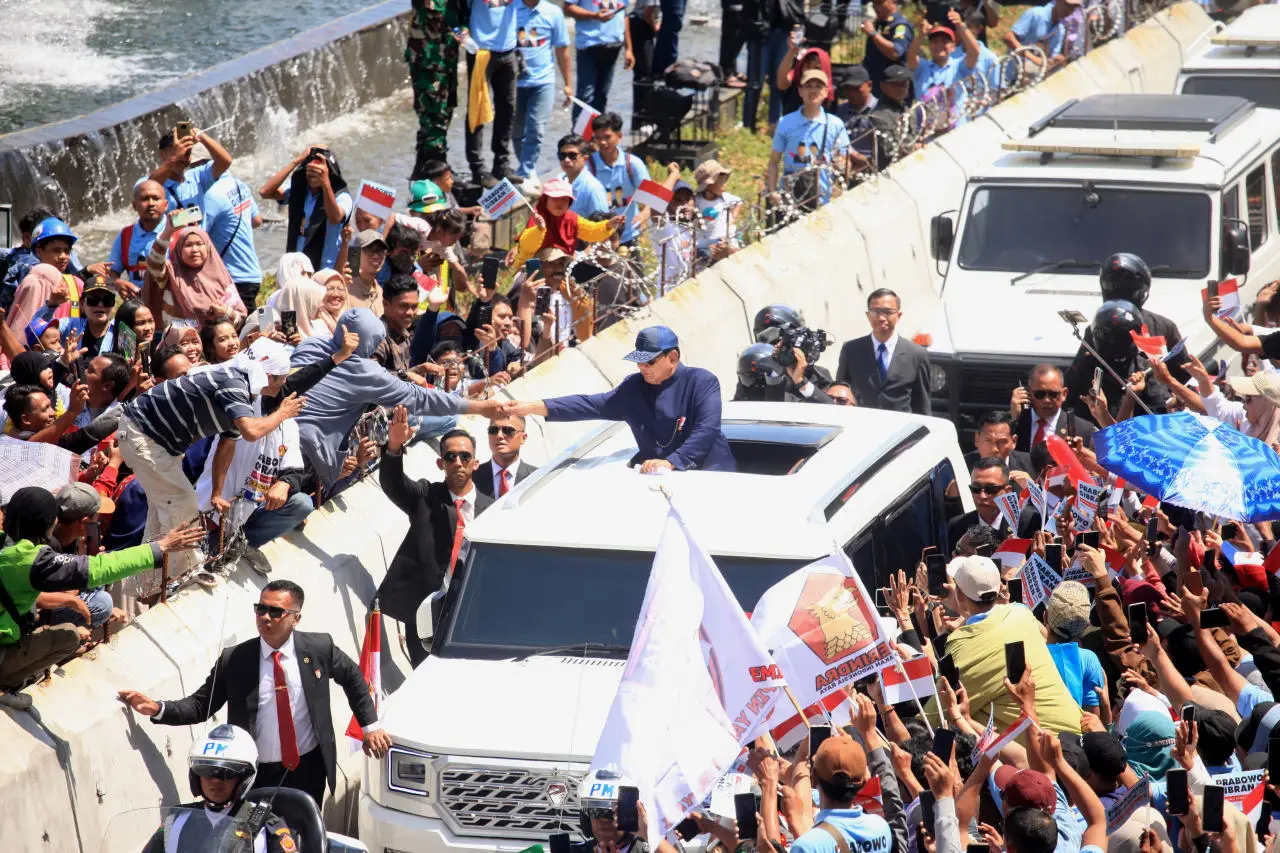 Naik Maung Garuda, Prabowo...