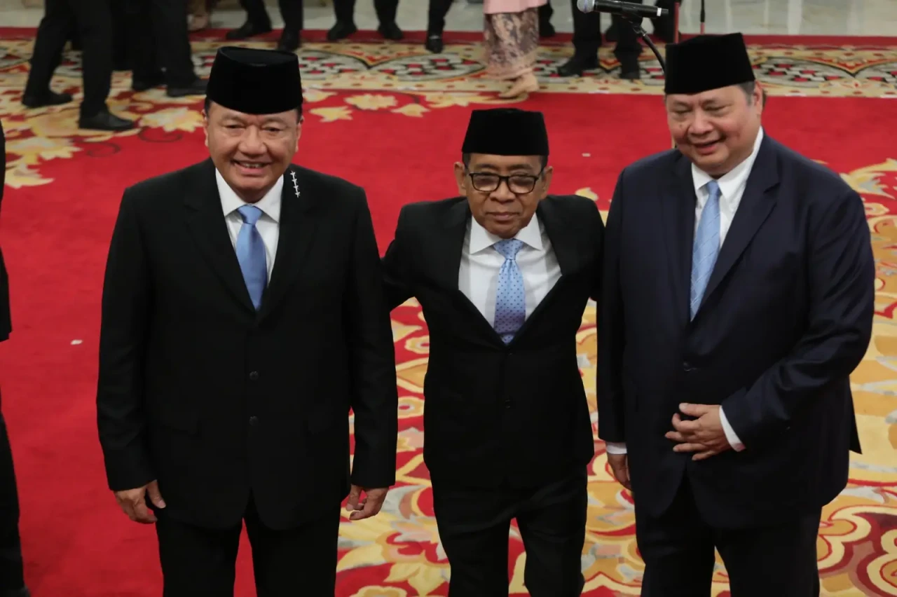 Presiden Prabowo Lantik...