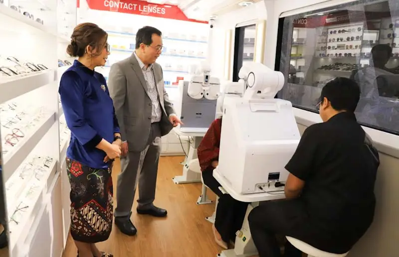 Optik Melawai Gelar...
