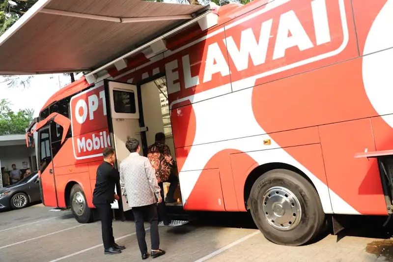 Optik Melawai Gelar...