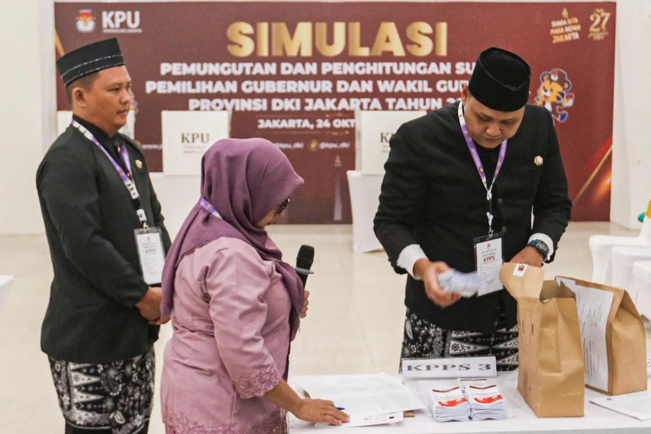 KPU Jakarta Gelar Simulasi...