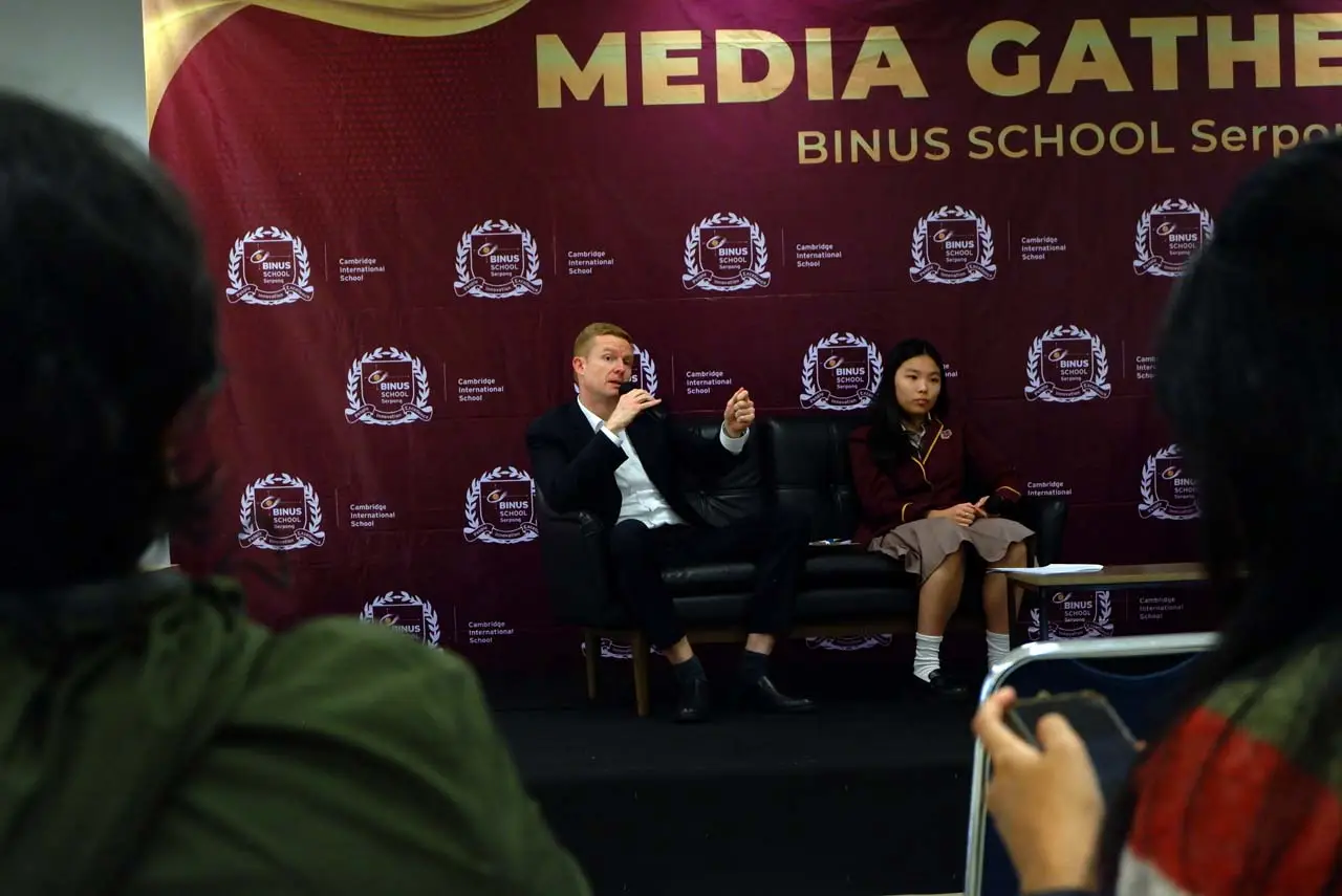Binus School Serpong...