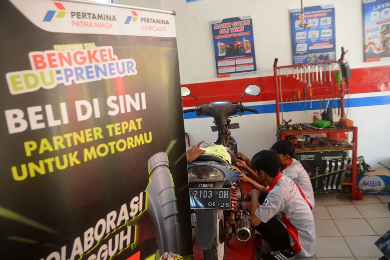 Pelatihan Otomotif di...