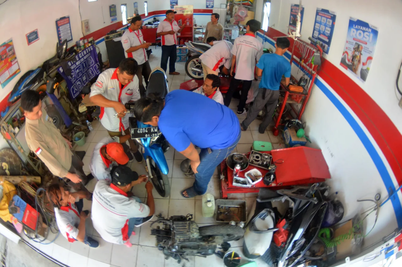 Pelatihan Otomotif di...