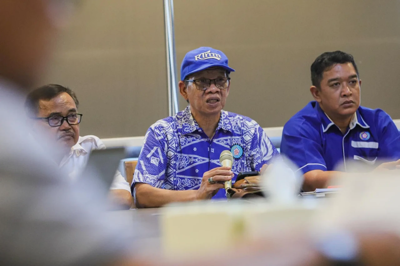 Serikat Pekerja Tembakau...