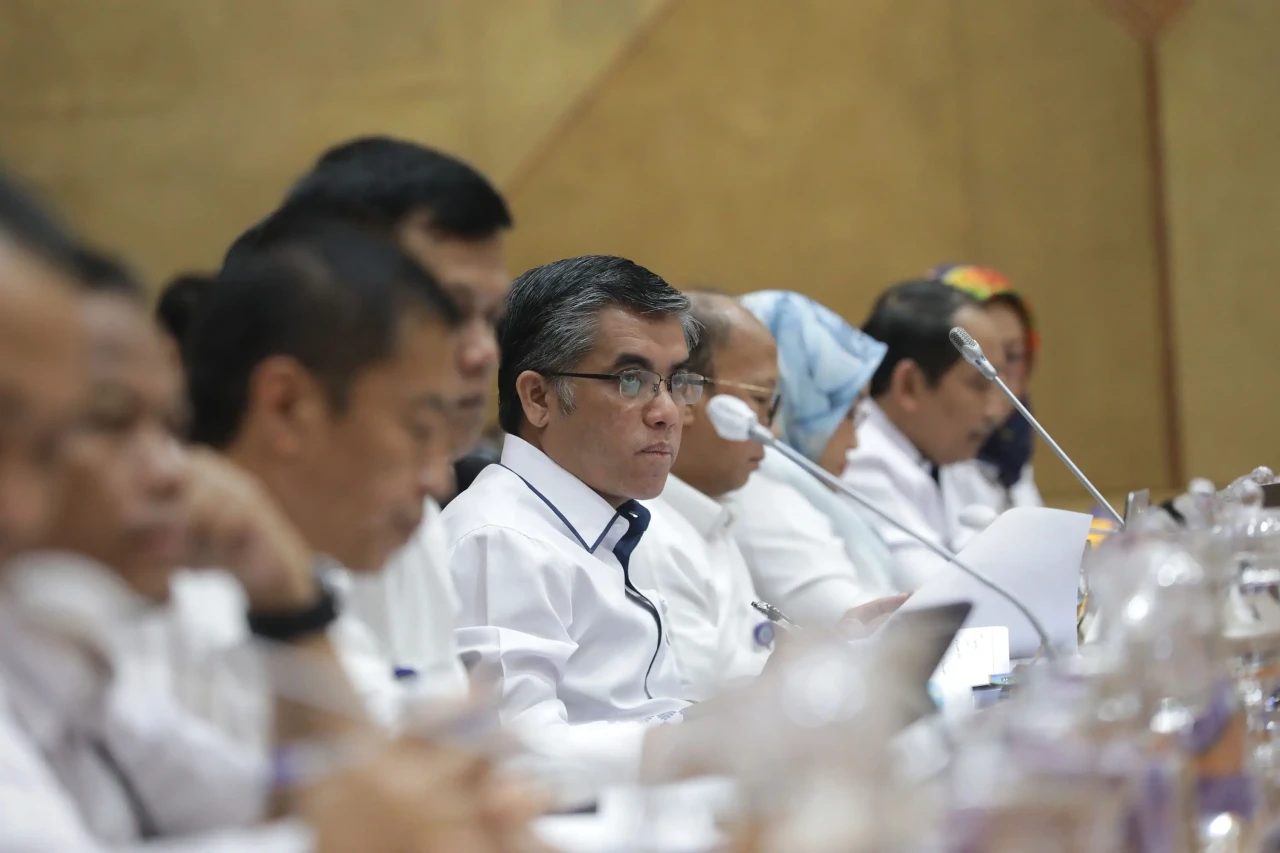 Raker Komisi IX DPR...