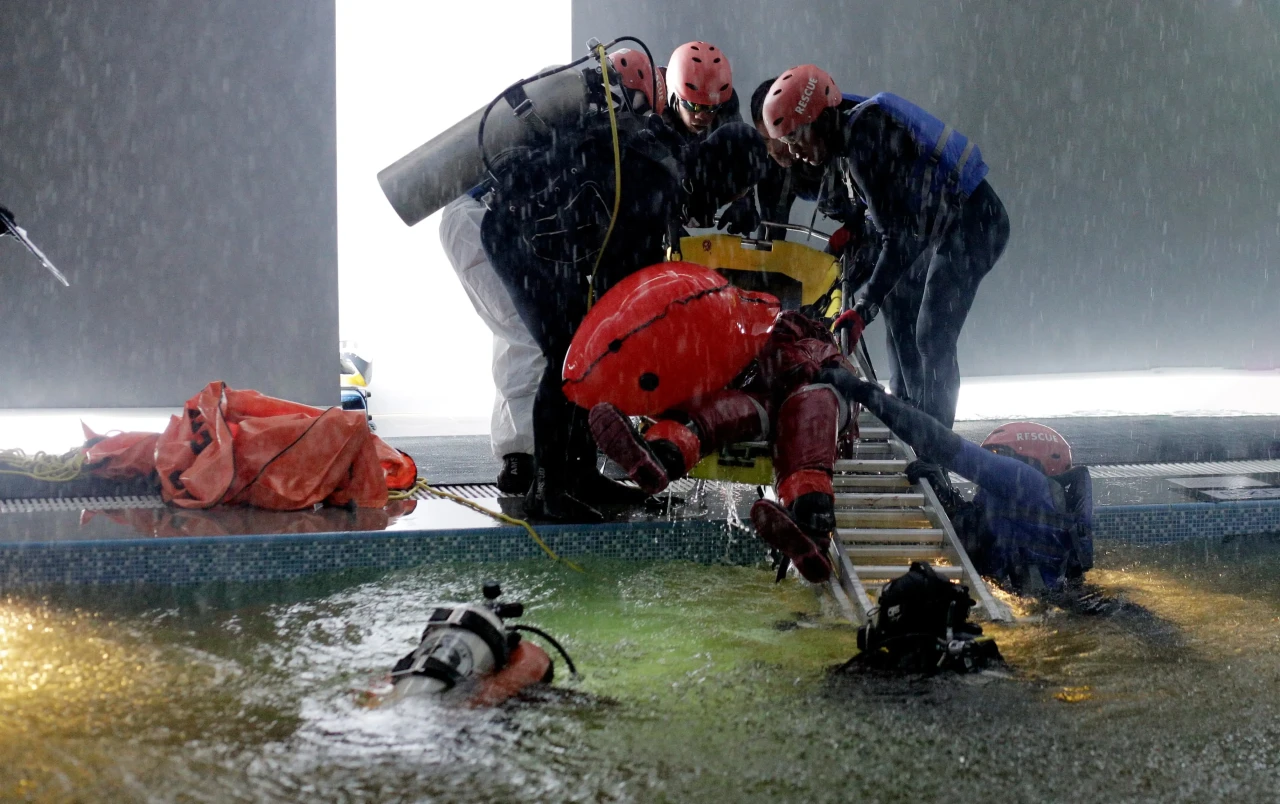 Aksi Memukau Tim Rescue...