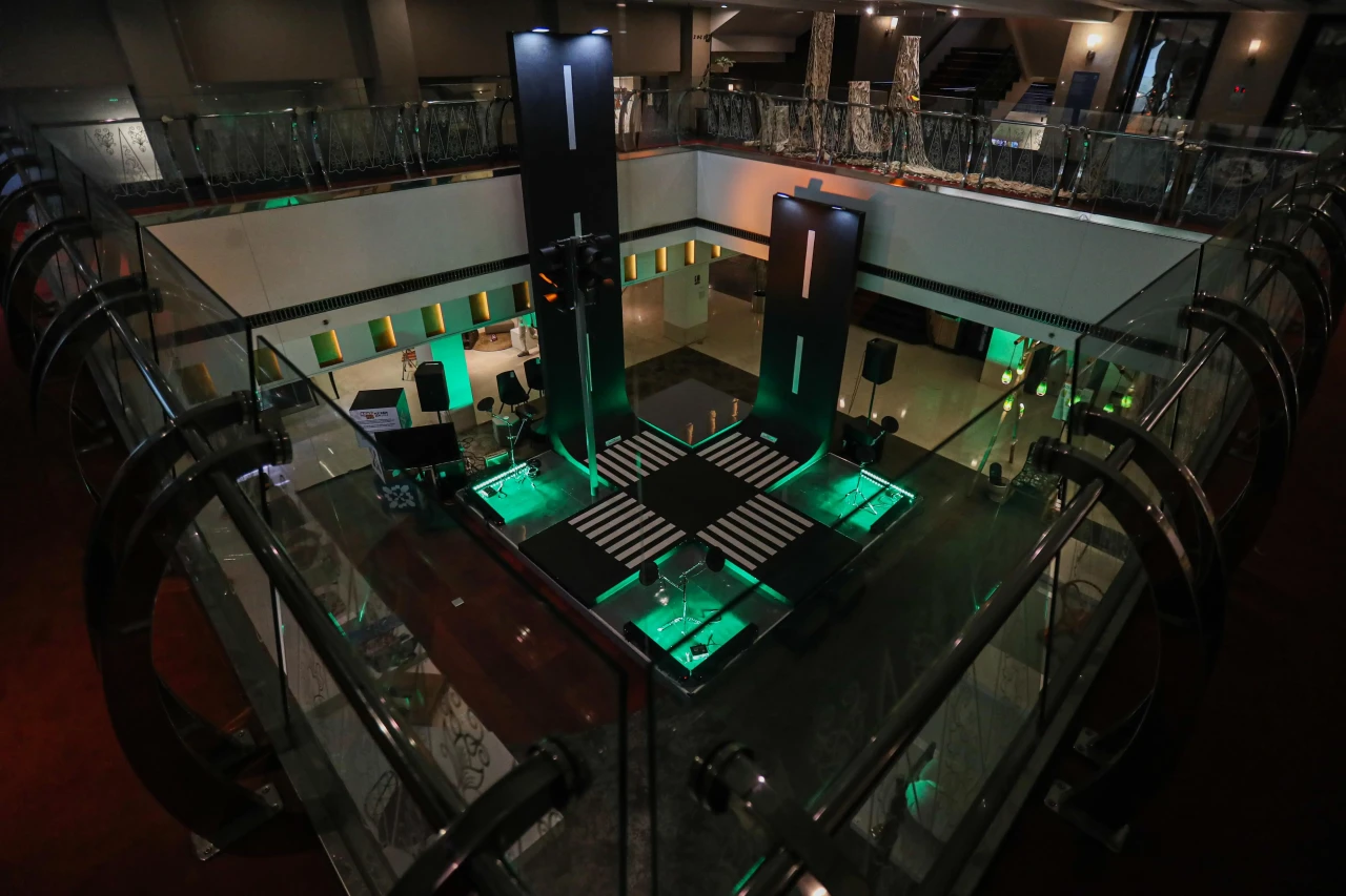 Melihat Pameran Indonesian...