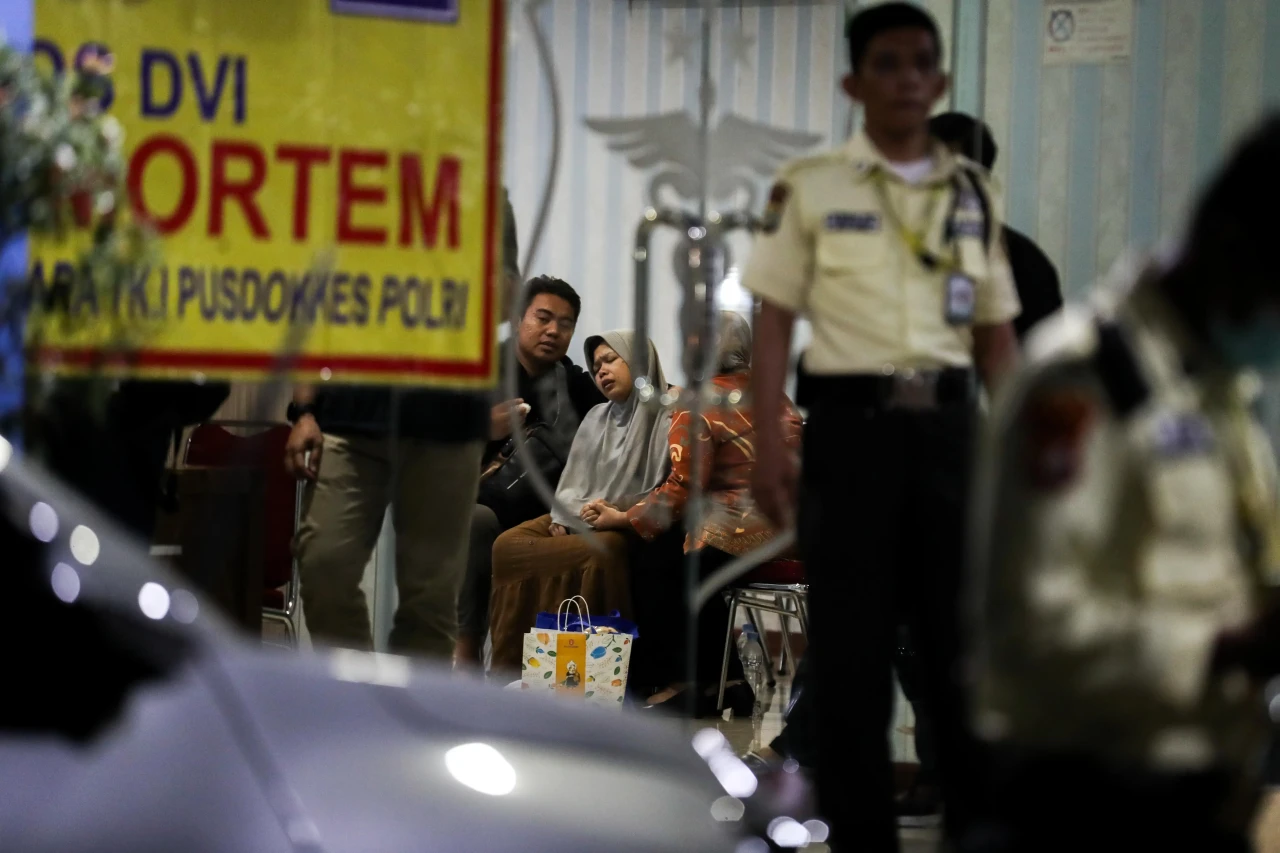 Tangis Histeris Keluarga...