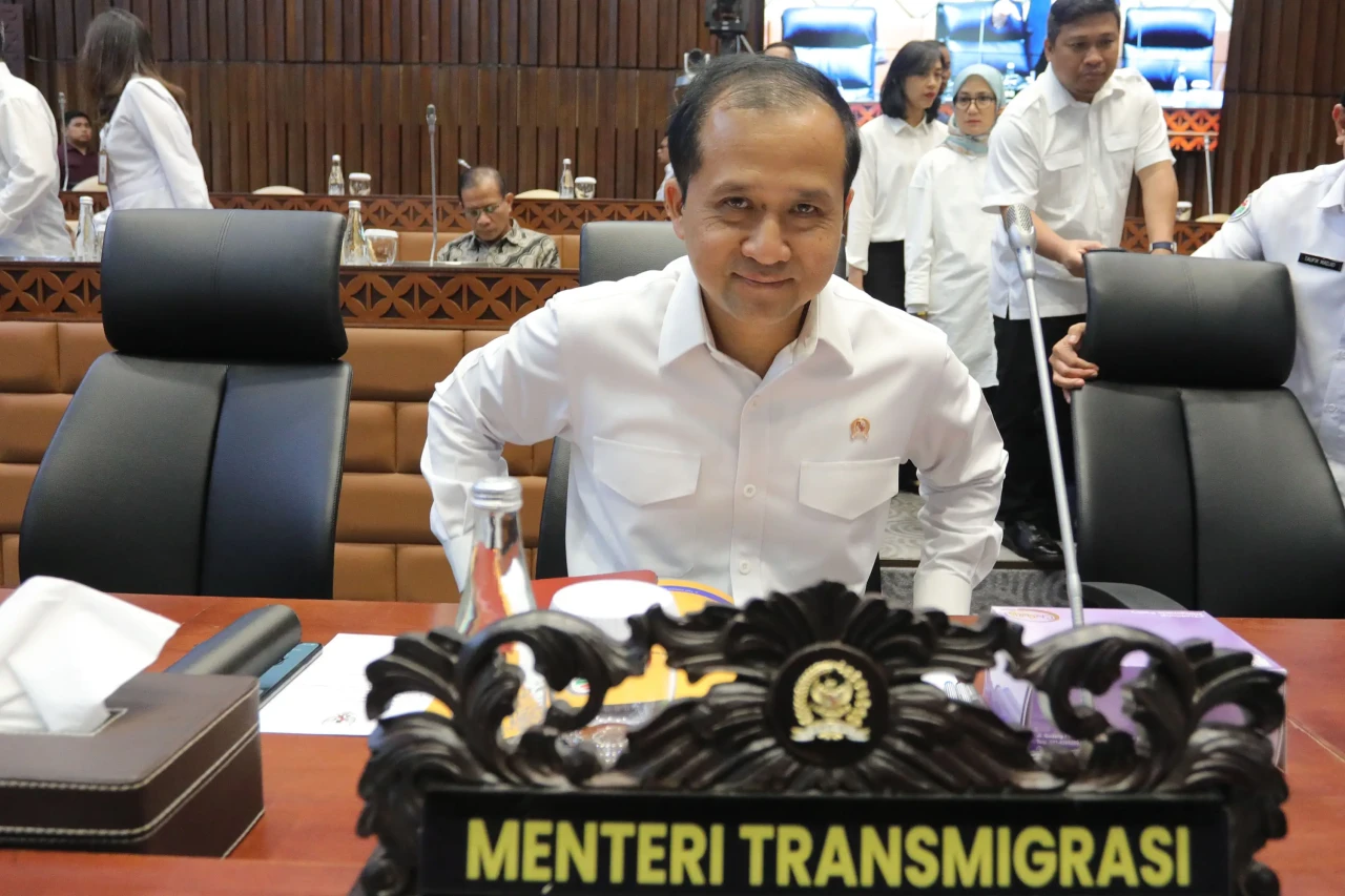 Raker Komisi V DPR dengan...