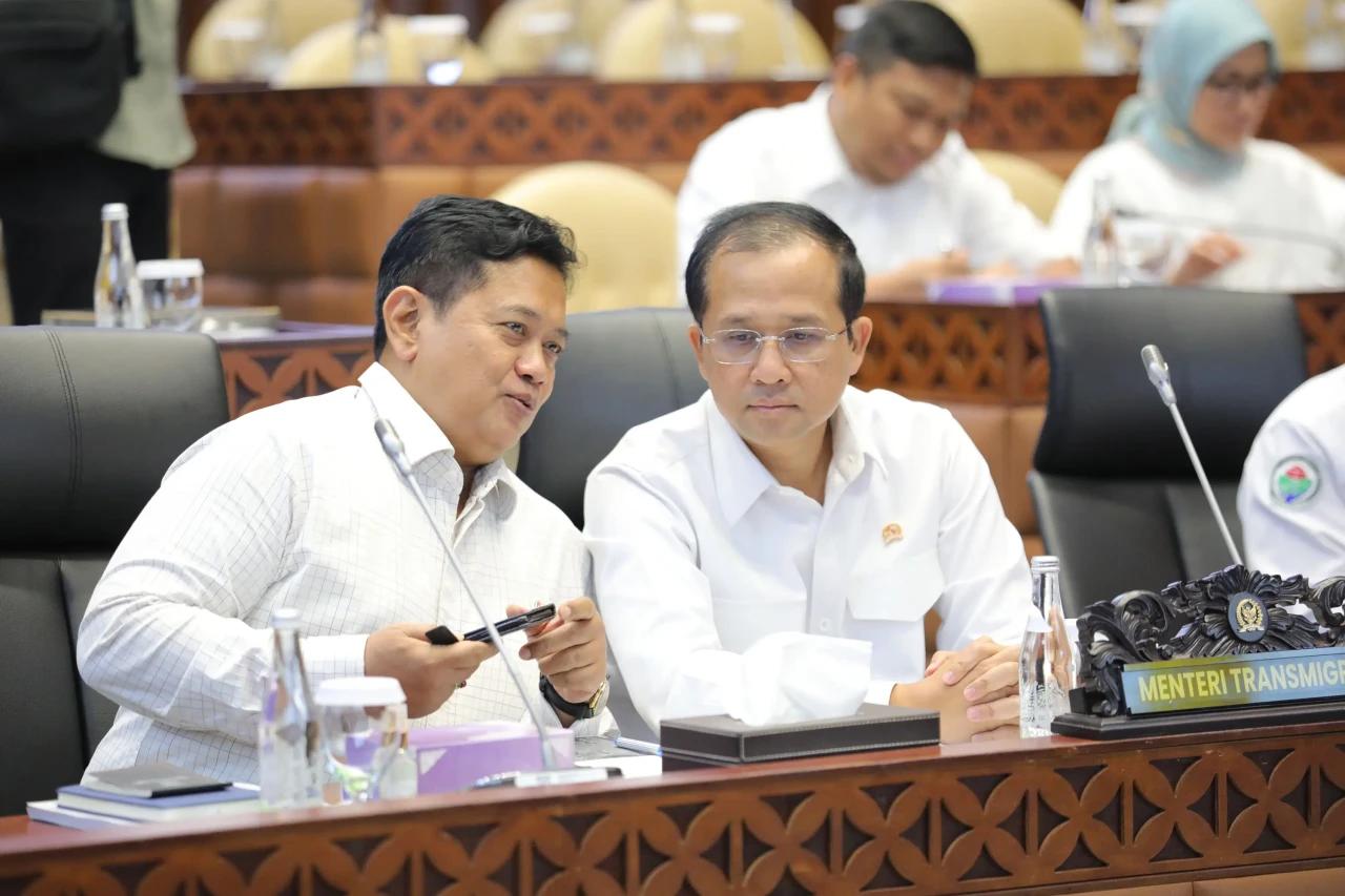 Raker Komisi V DPR dengan...