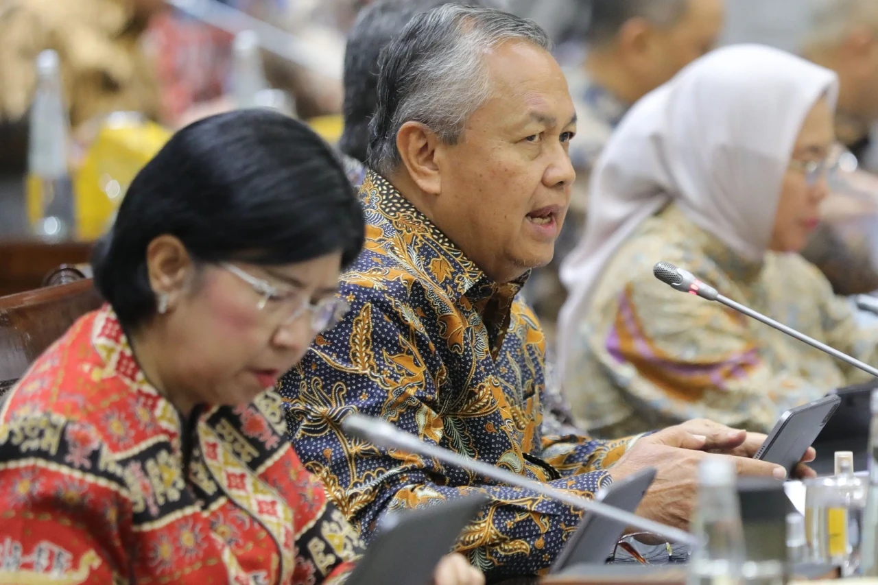Raker Komisi XI DPR...
