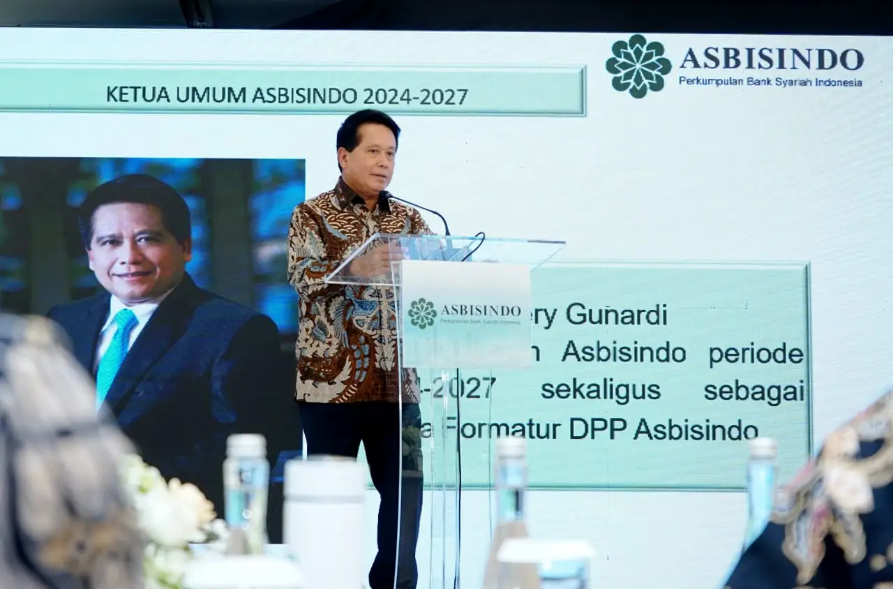 Kembali Terpilih sebagai...