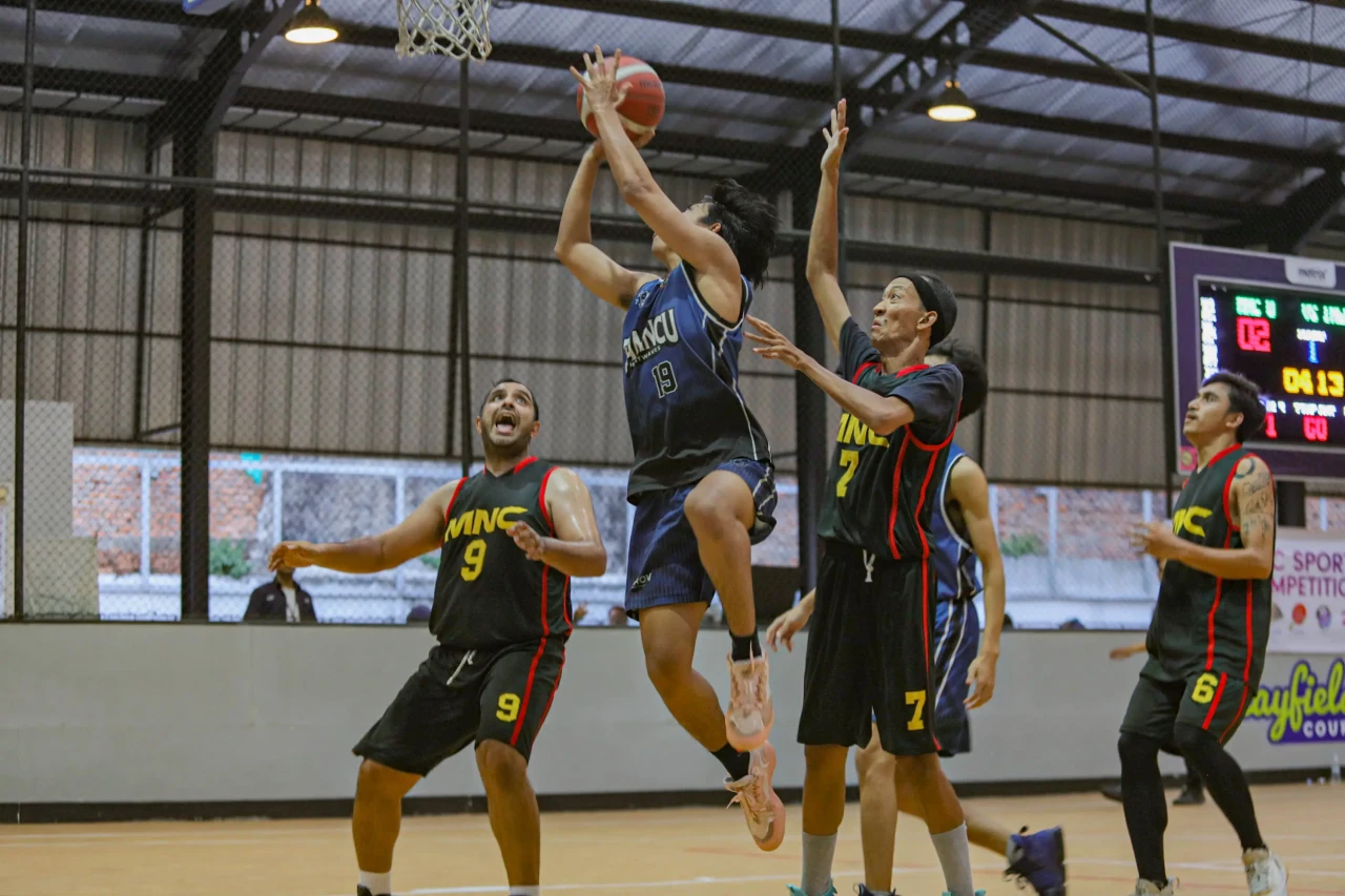 Hasil Semifinal Basket...