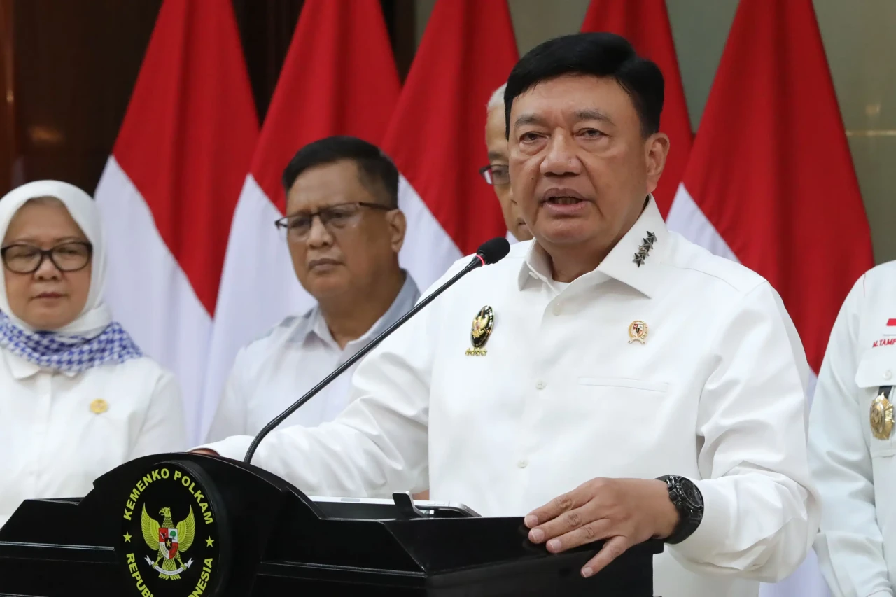 Menko Polkam Budi Gunawan...
