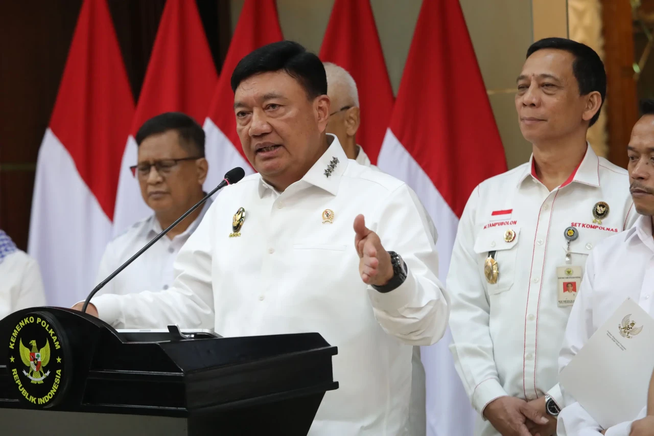 Menko Polkam Budi Gunawan...