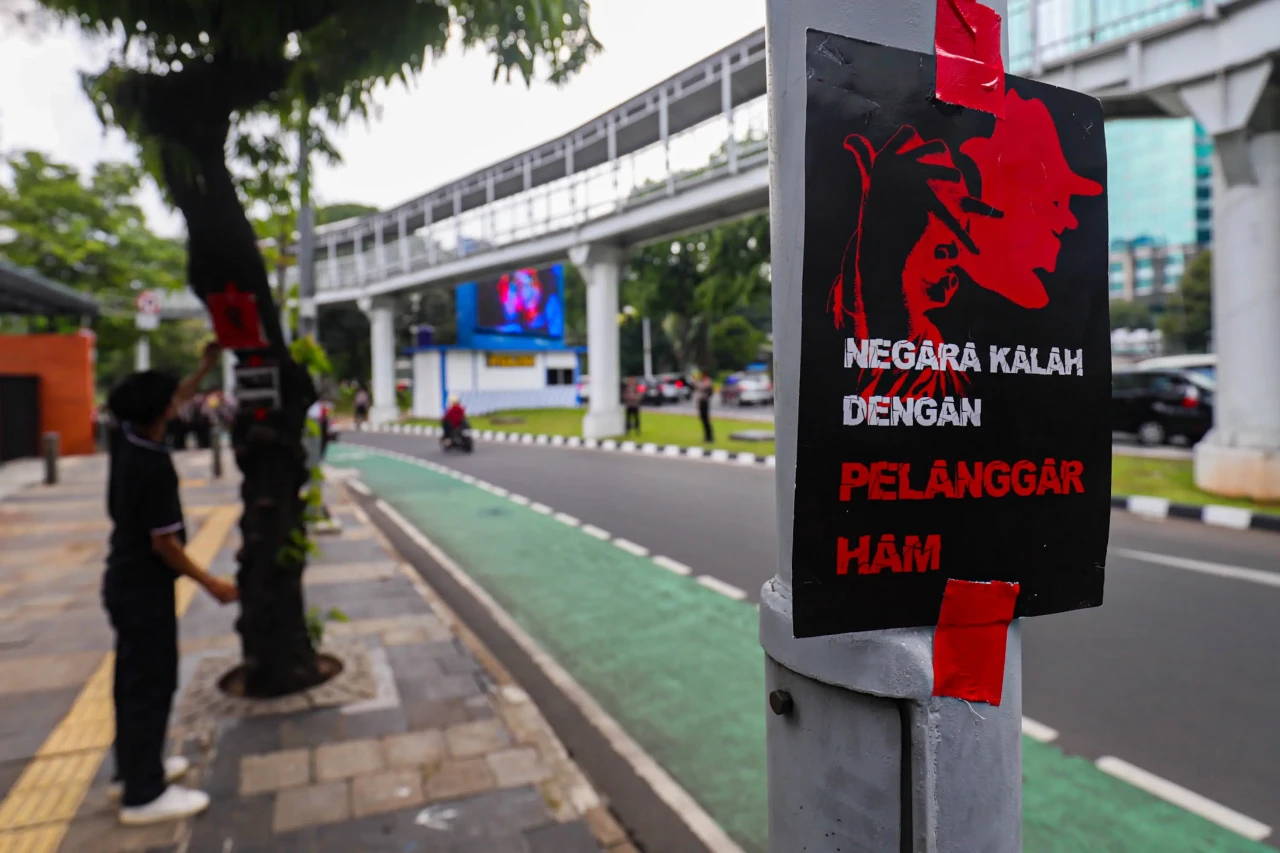 Aksi Peringati Tragedi...