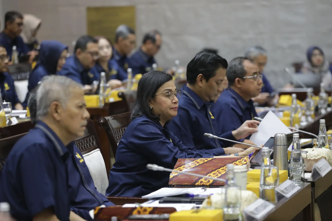 Raker Komisi XI DPR...