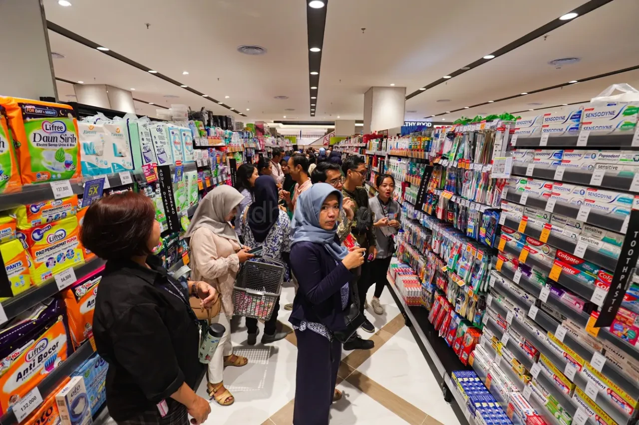 AEON Hadir di Pakuwon...