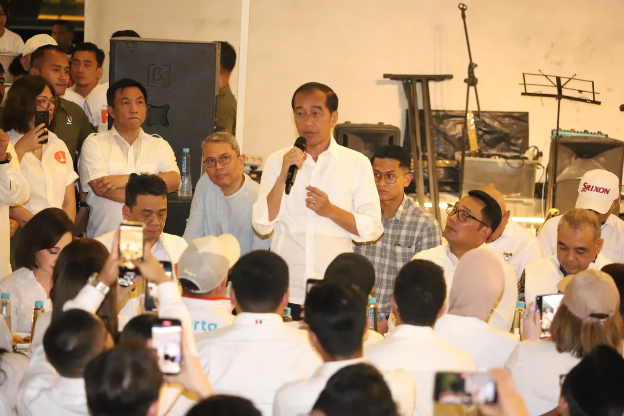 Jokowi Dukung Ridwan...