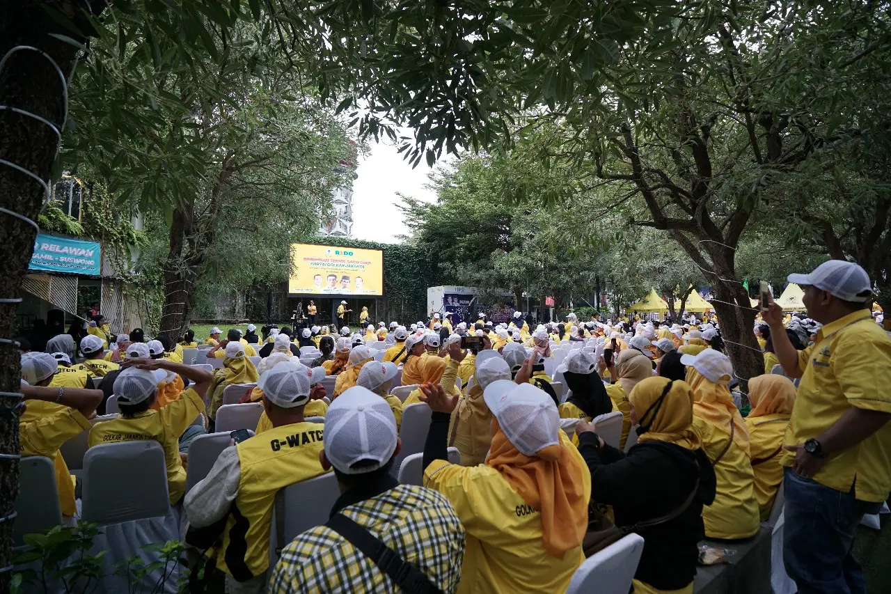 2000 Saksi Kader Golkar...