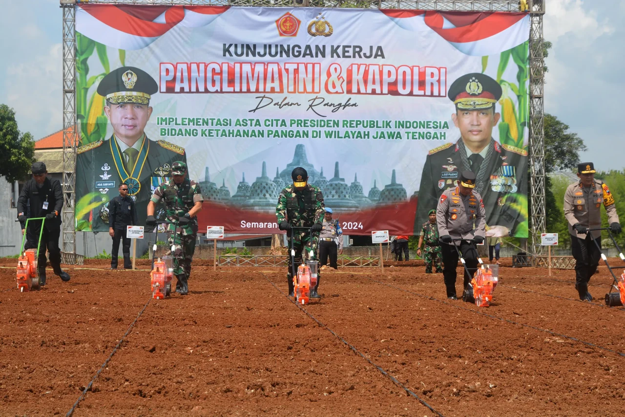 Momen Panglima TNI dan...