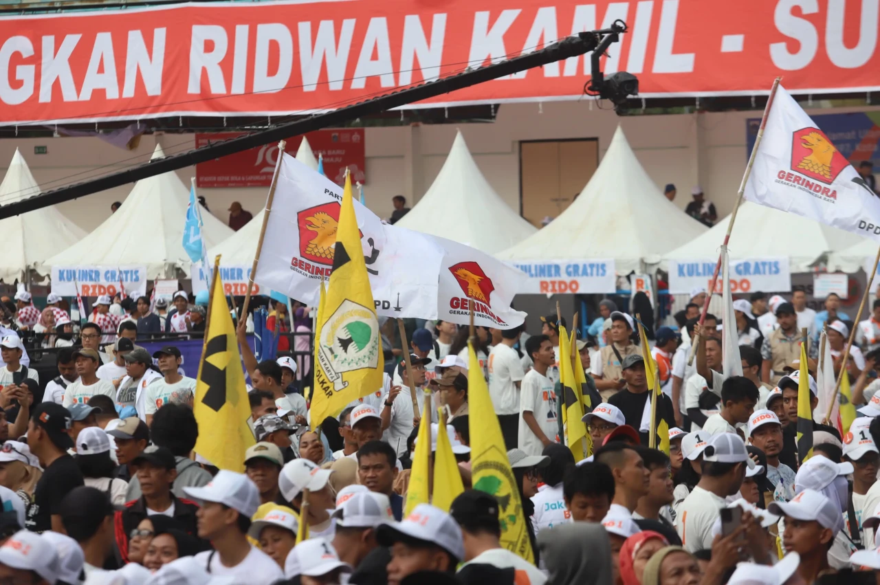 Pecah! Puluhan Ribu...