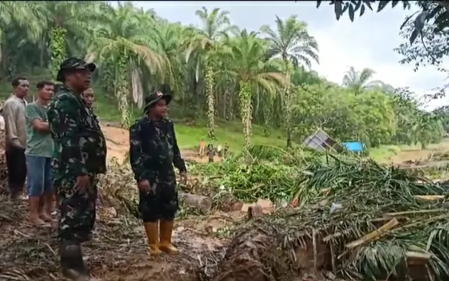Satu Keluarga Tewas...