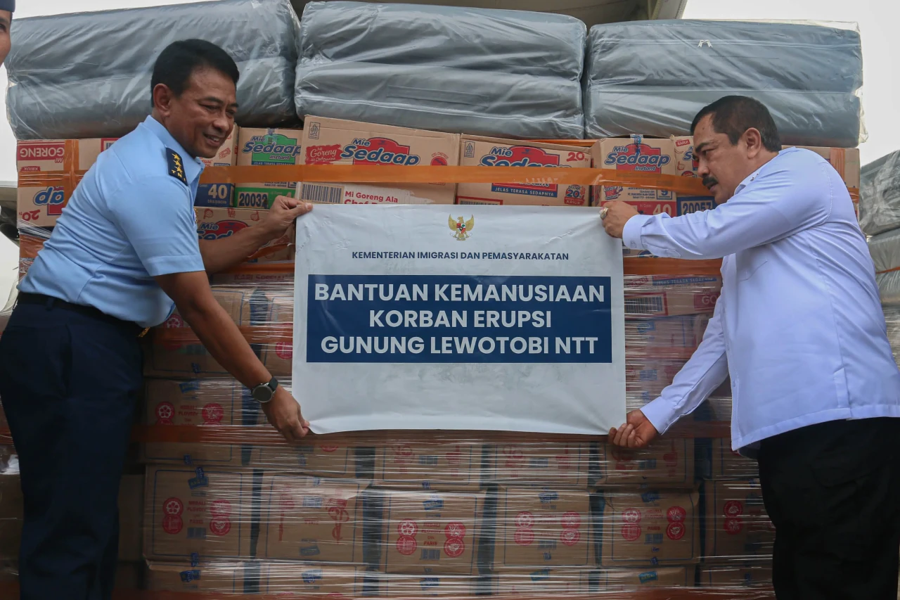Bantuan Kemanusiaan...