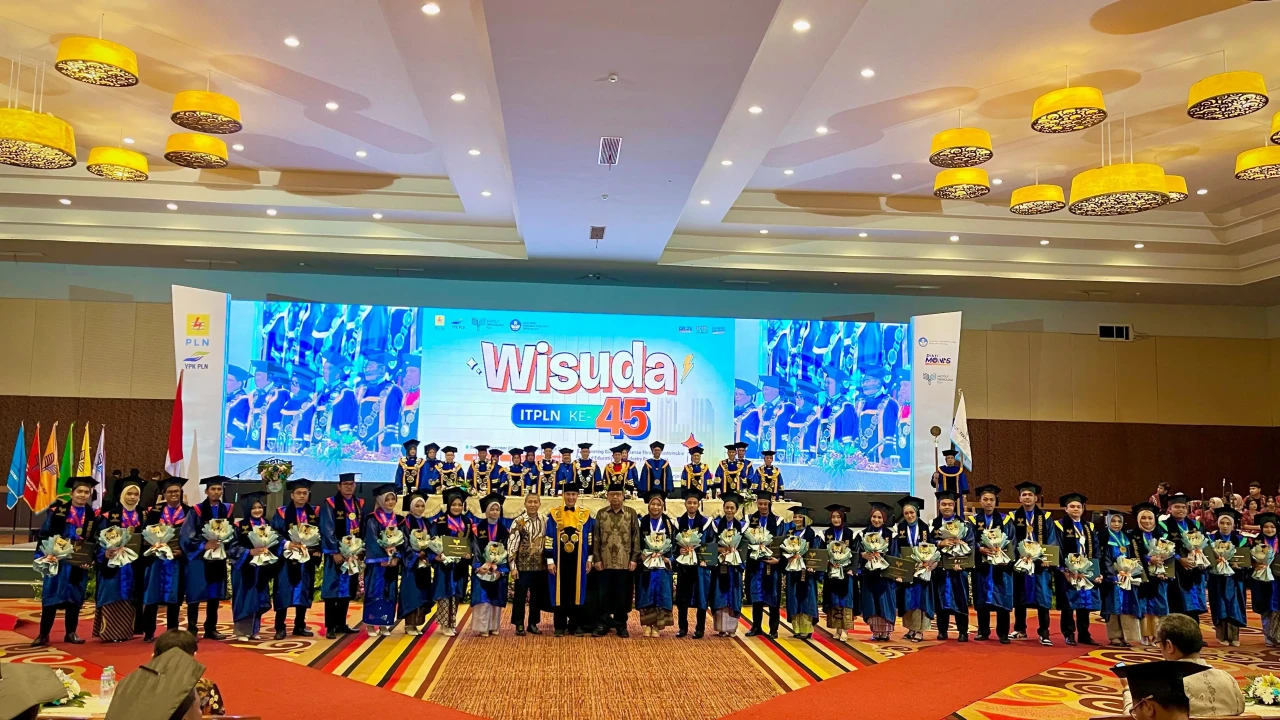 ITPLN Gelar Wisuda Ke-45,...