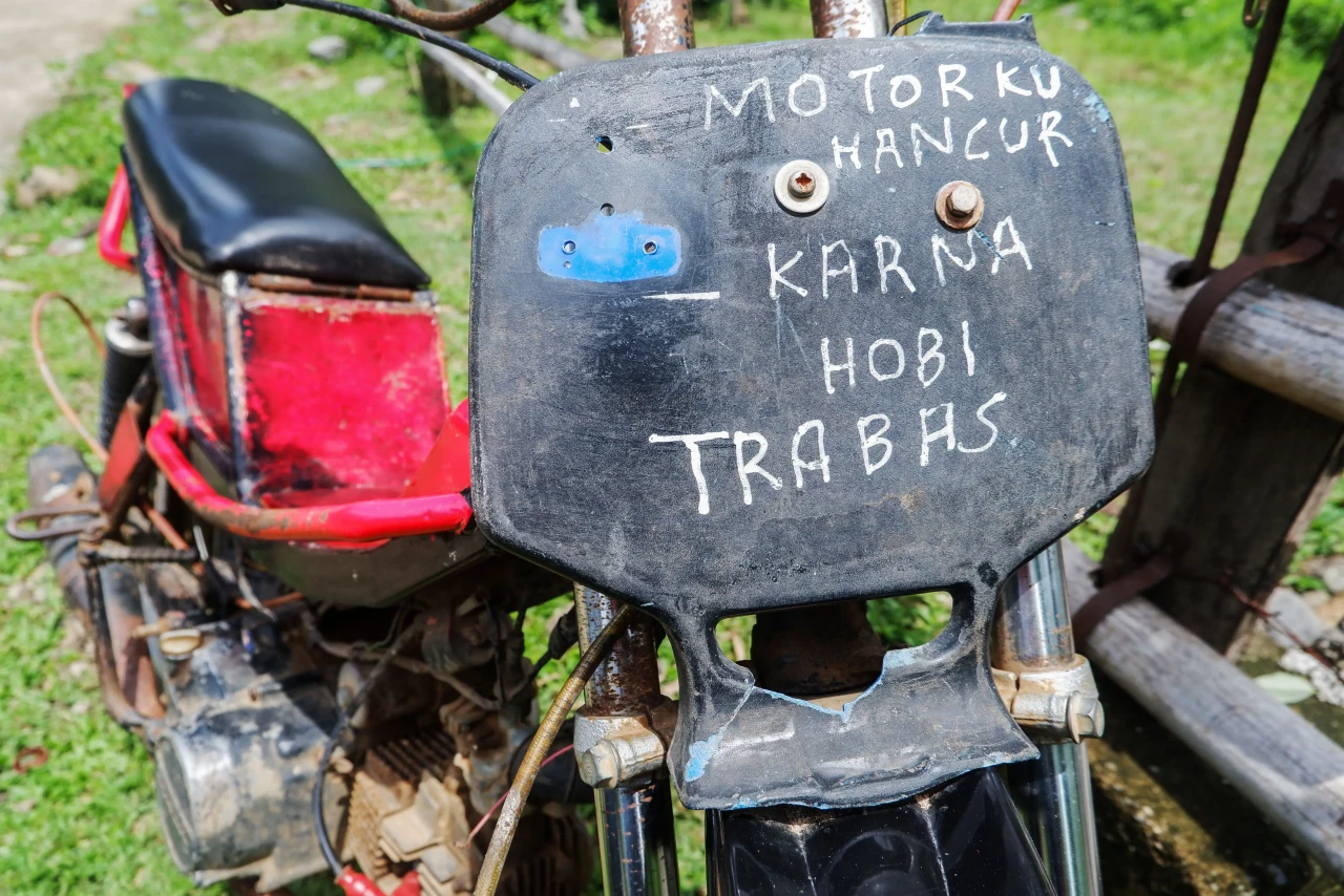 Menembus Rintangan Alam,...