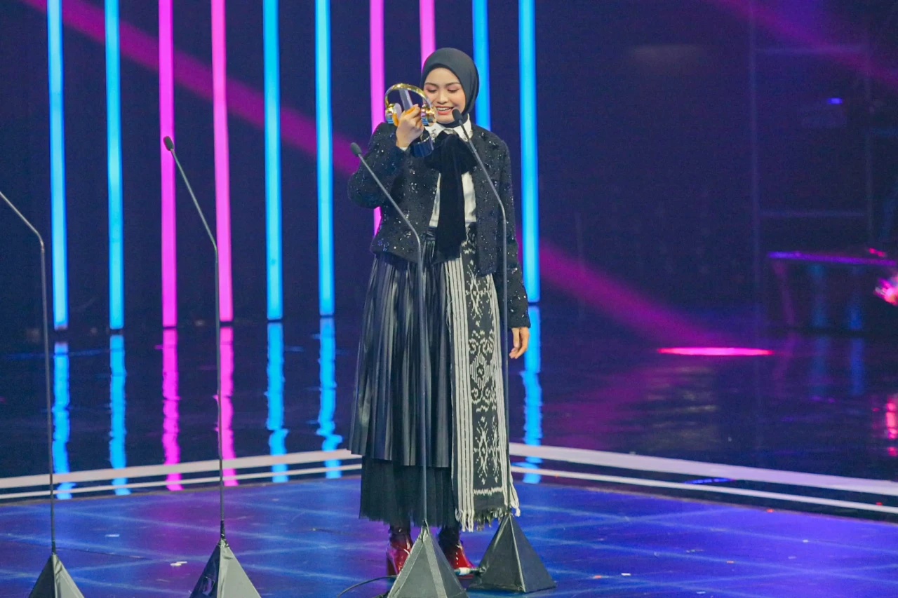 Salma Salsabil Sabet...