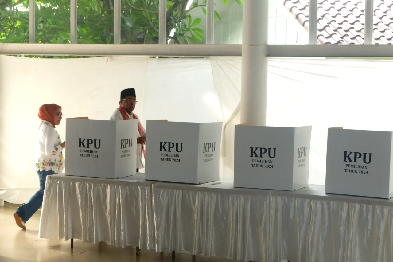 Momen Rano Karno dan...