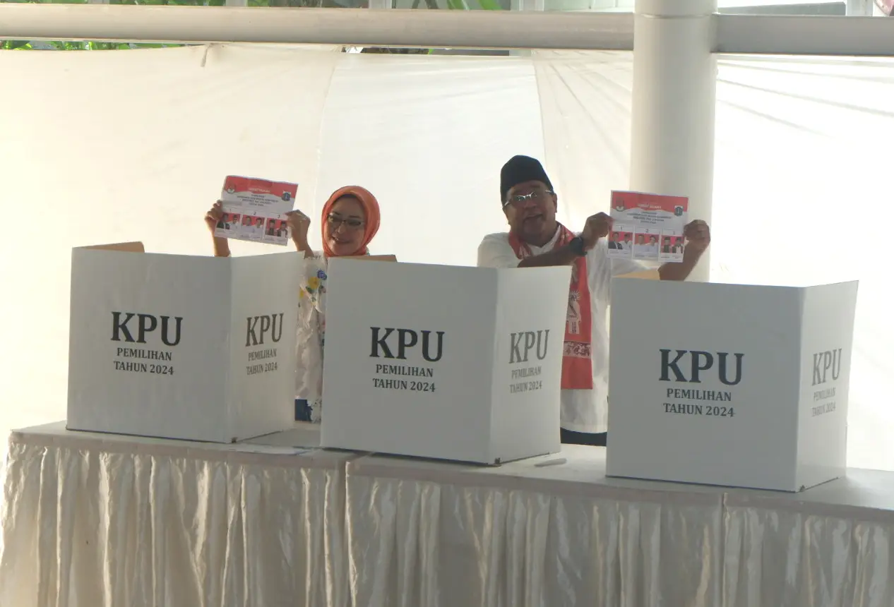 Momen Rano Karno dan...