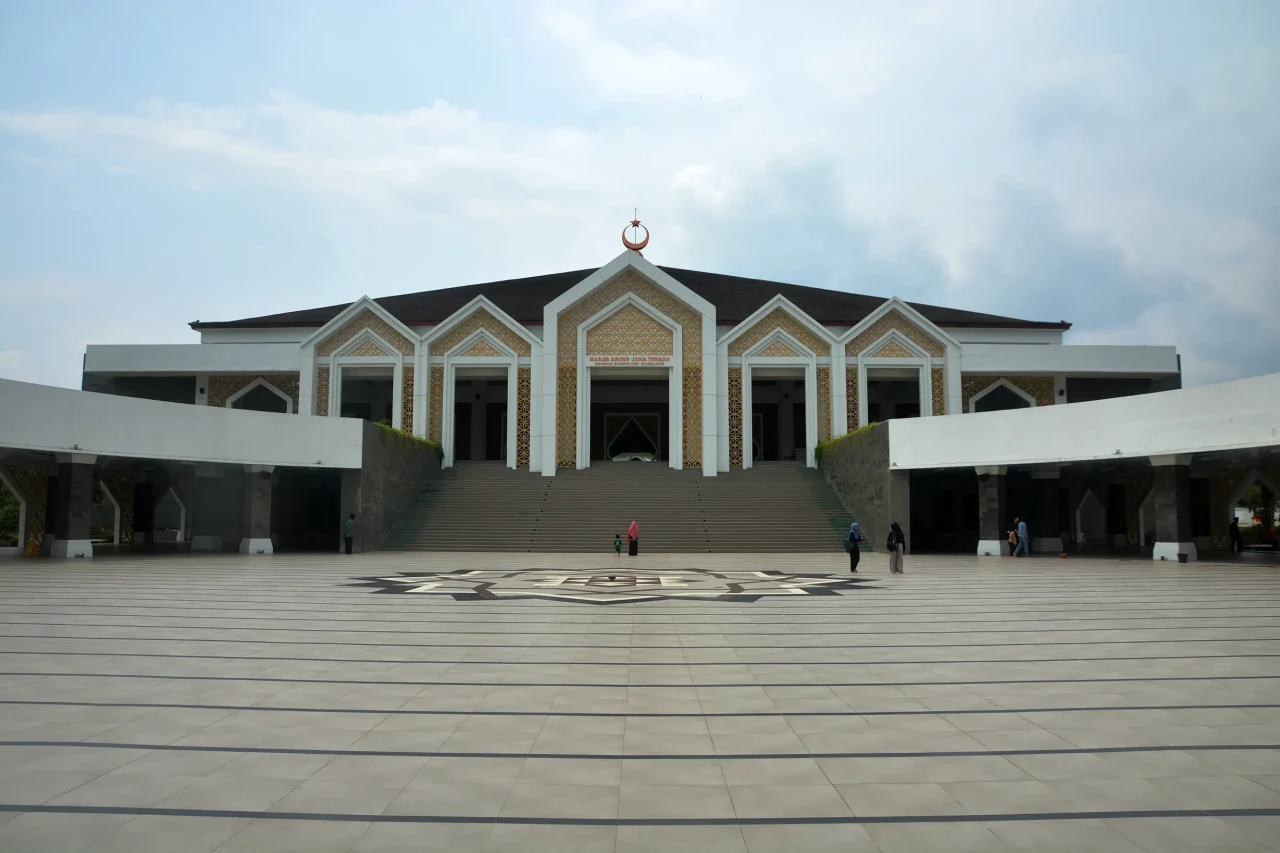 Potret Masjid MAJT An-Nuur...