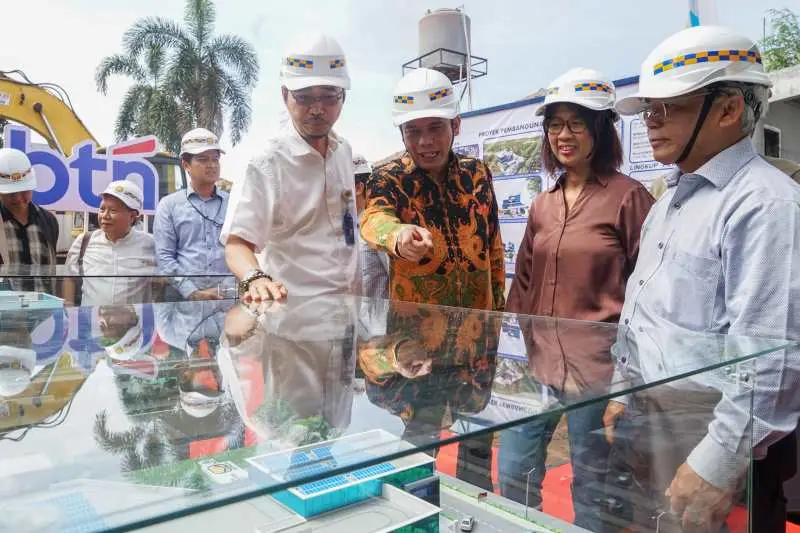 Berikan Pelayanan Terbaik,...