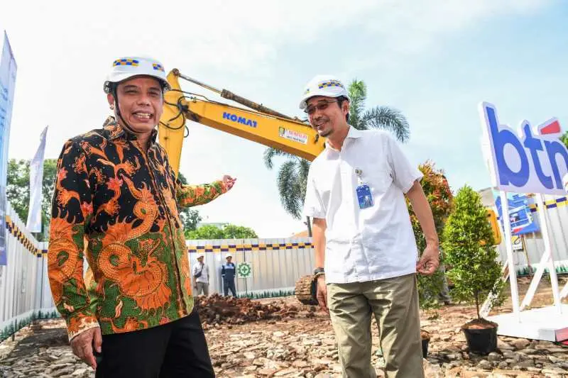 Berikan Pelayanan Terbaik,...