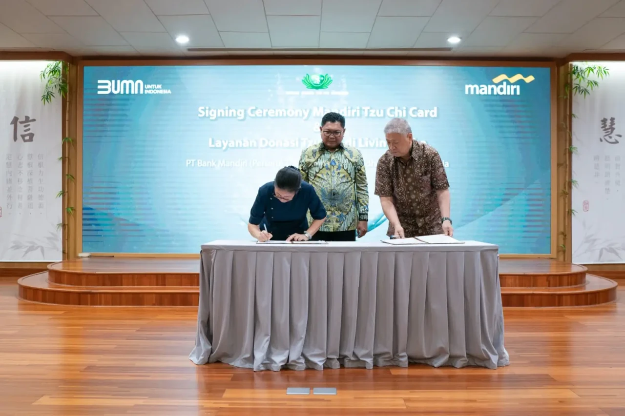 Bank Mandiri dan Tzu...