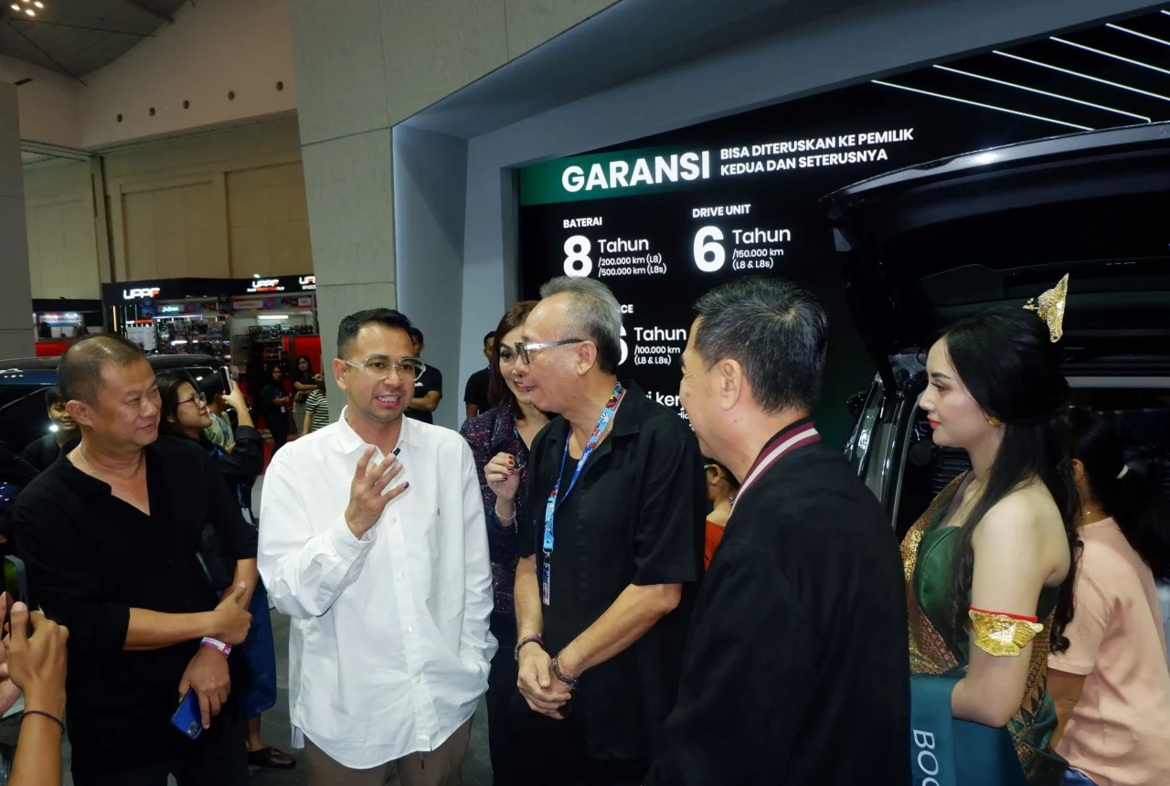 Raffi Ahmad Beli Mobil...