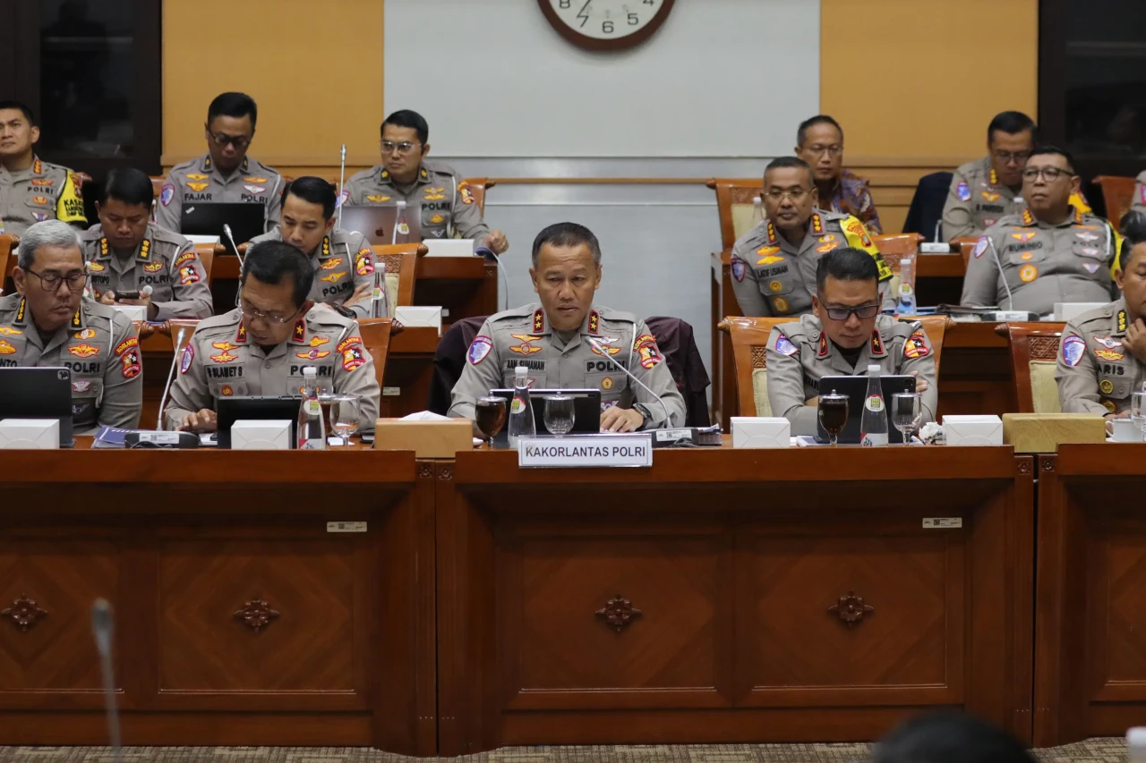 RDP Komisi III dengan...