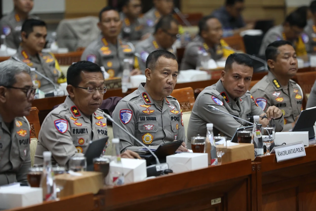RDP Komisi III dengan...