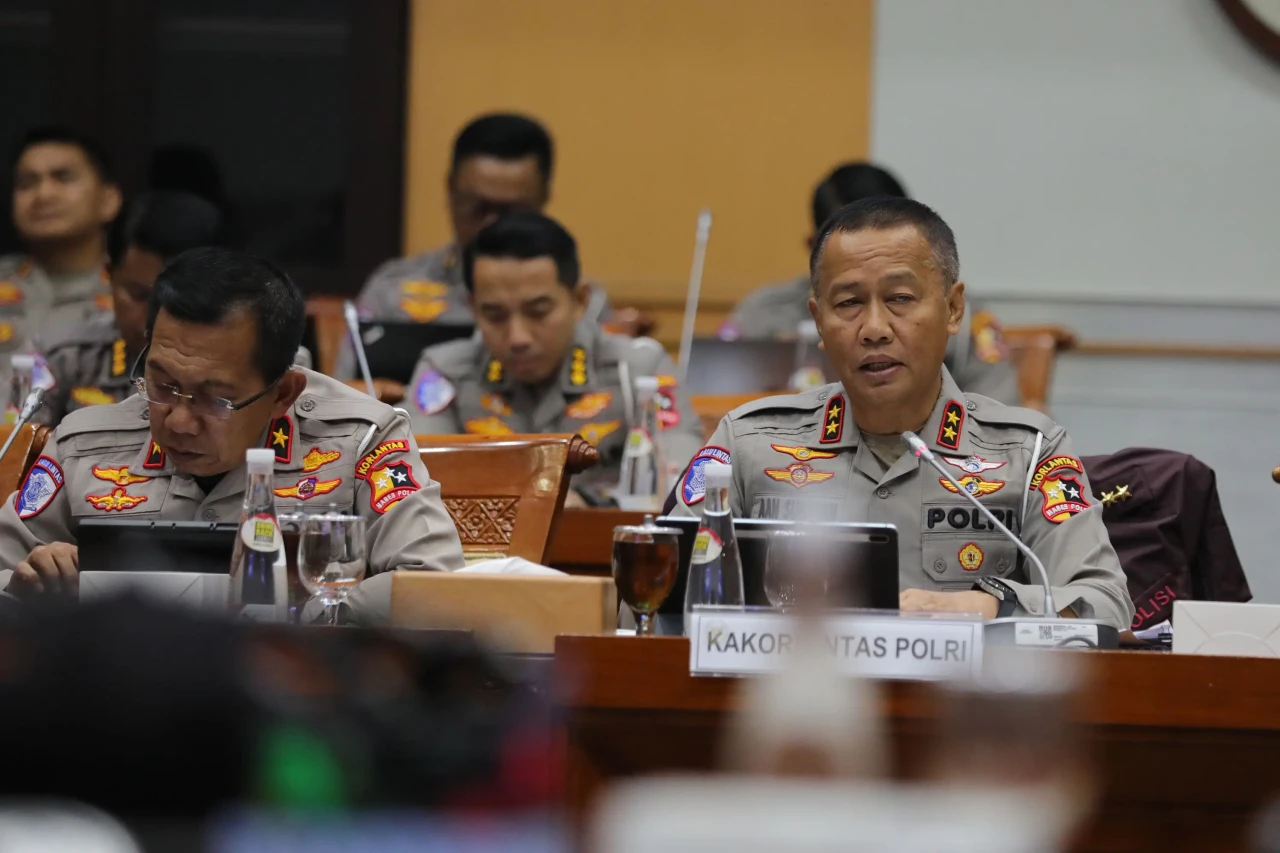 RDP Komisi III dengan...