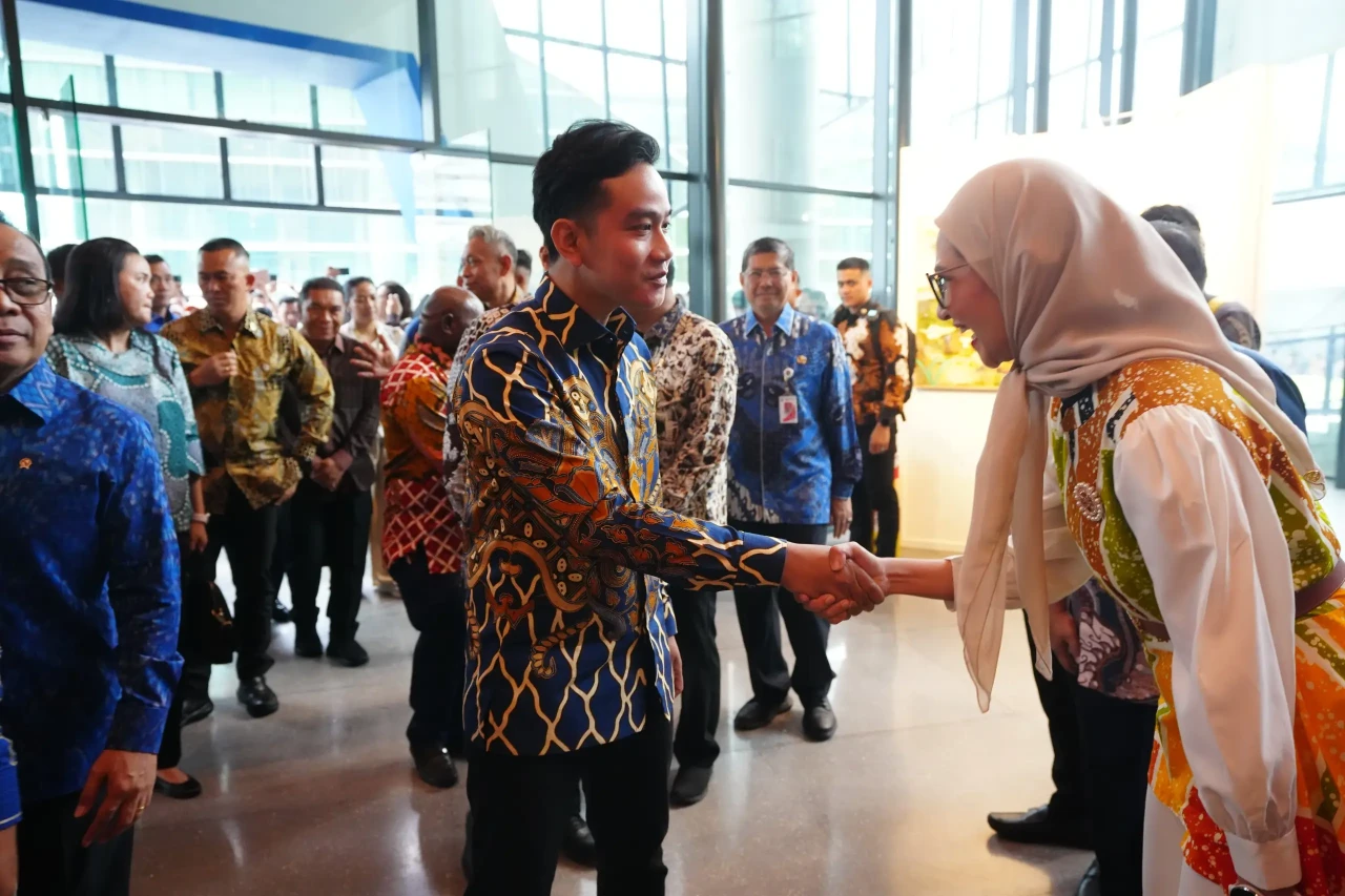 HDI 2024, Angkie Yudistia...